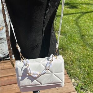 Elegant White Quilted Shoulder Bag